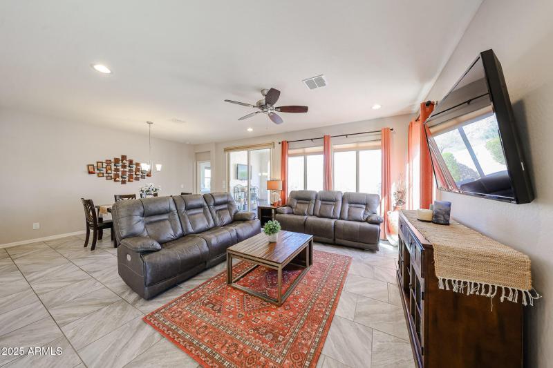 Plenty of Space for Relaxing!