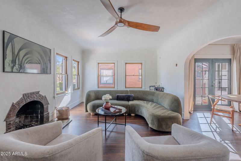 14-web-or-mls-Latham-14