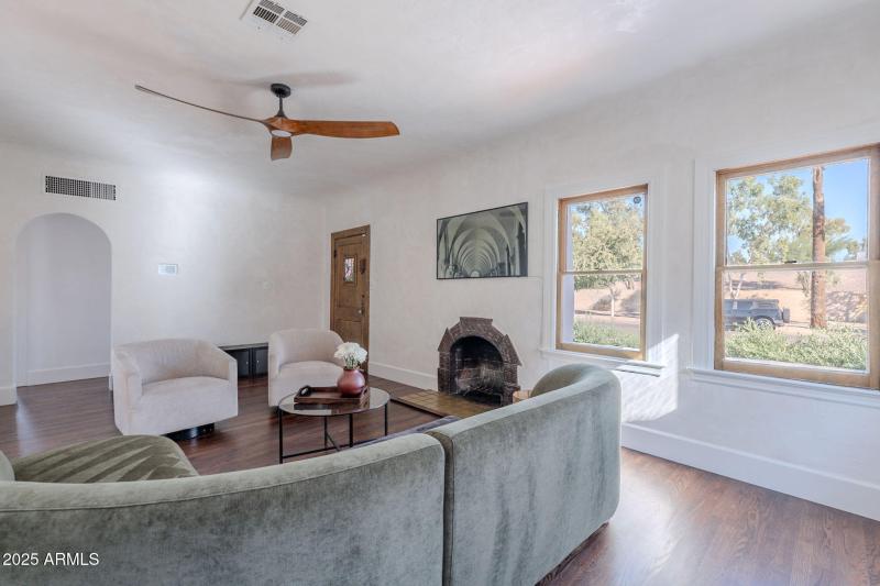 17-web-or-mls-Latham-17