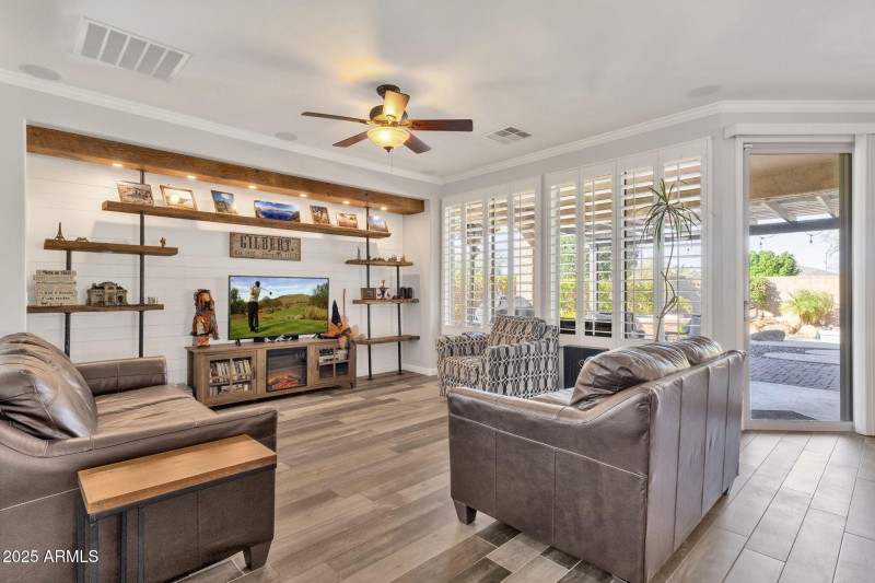 7-web-or-mls-5314-s-barley-way