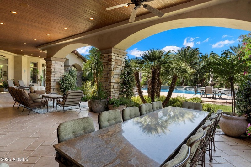 2200 sf Covered Patio