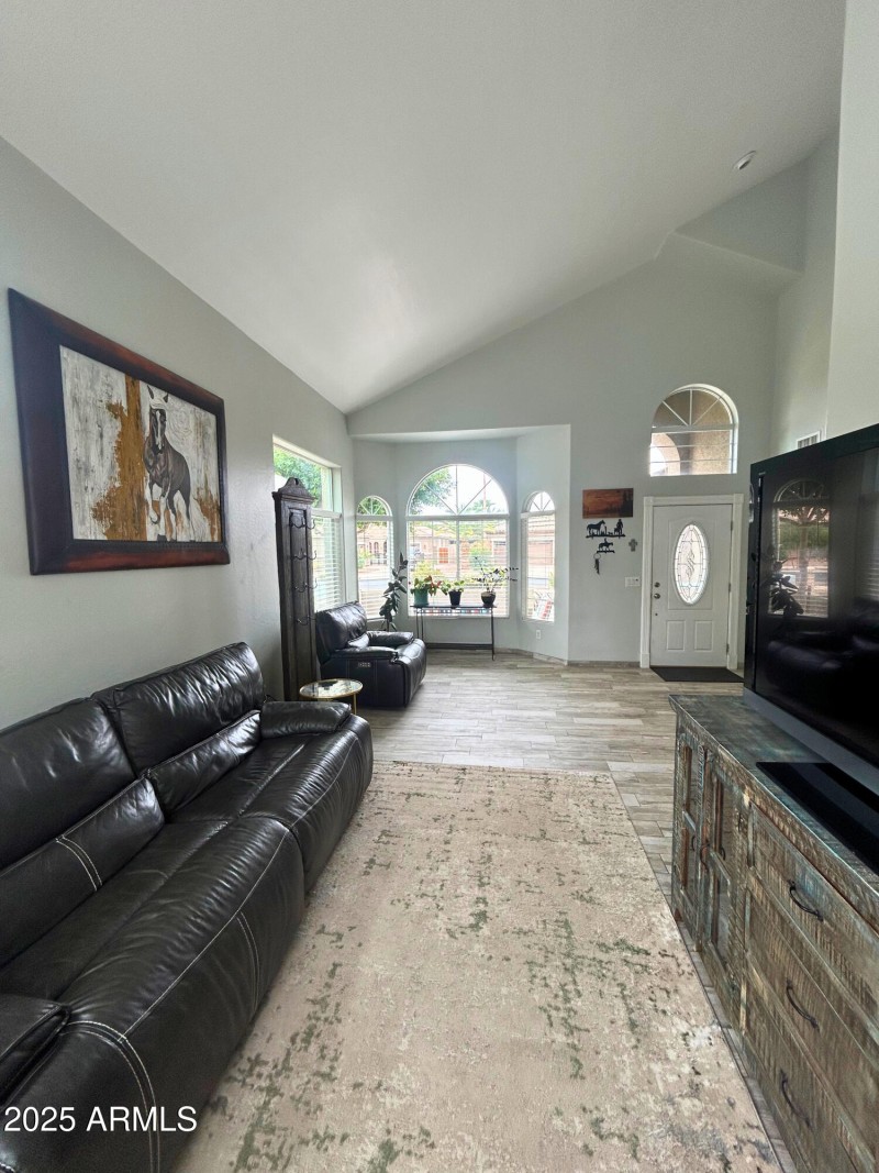 9) 63497-68ded371317f8