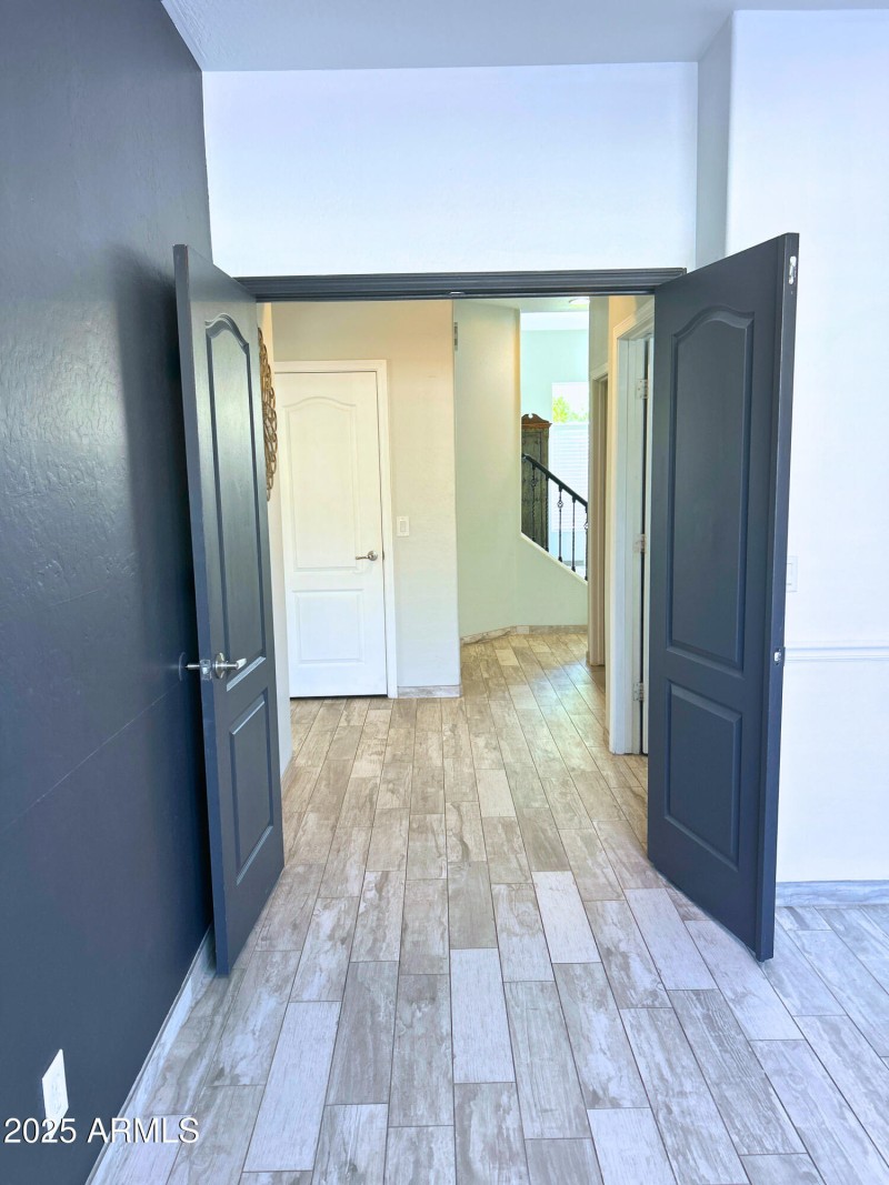 28) 63497-68dee572ecd0a