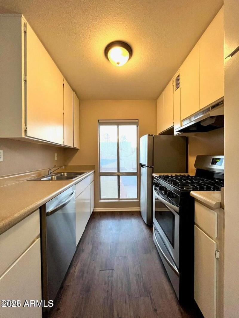 20220316204740464527000000-o