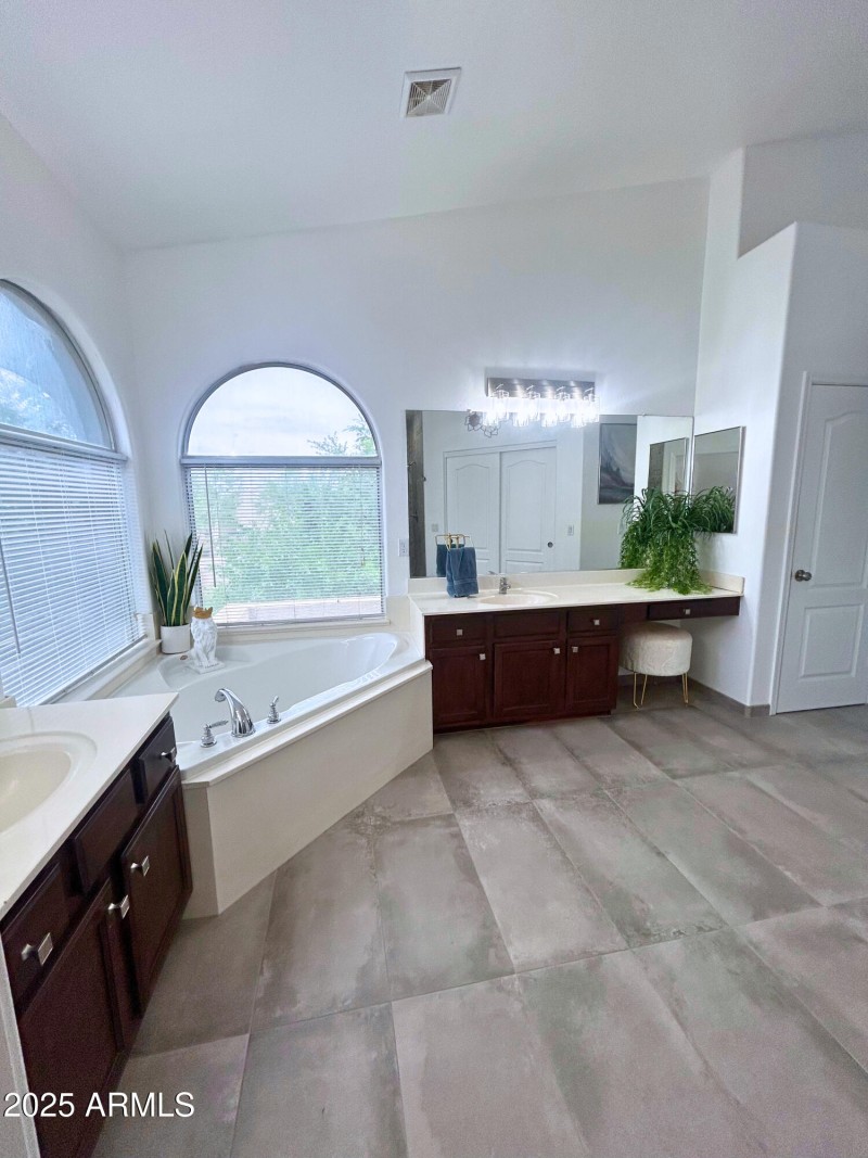 47) 63497-68deed81c6a65