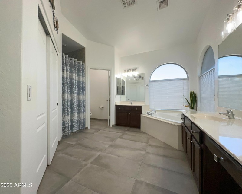 53) 63497-68ded09169b30