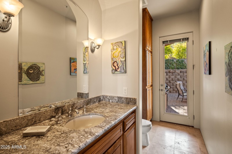 JL_220CrystalSkyDr-interiors-CommonAreas