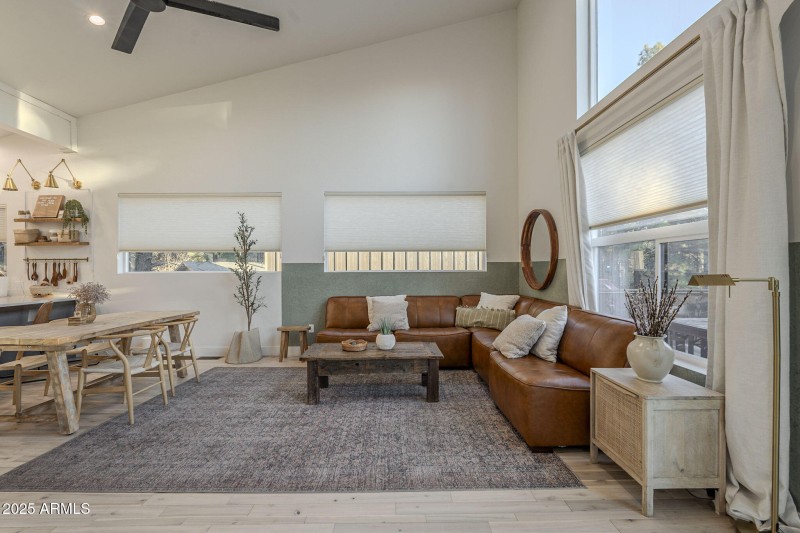 12-web-or-mls-Comanche-12