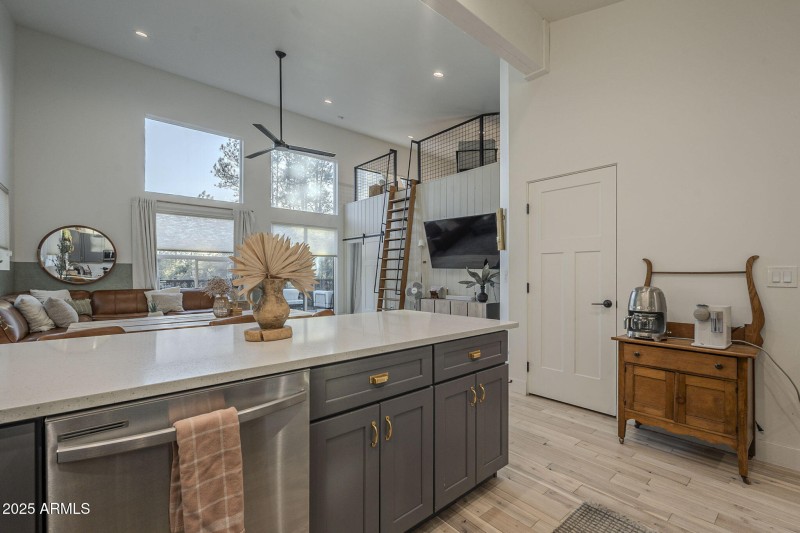 22-web-or-mls-Comanche-22