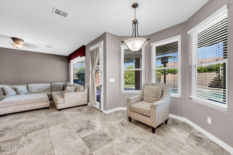 1302 W Winchester Way-7