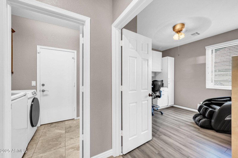 1302 W Winchester Way-36