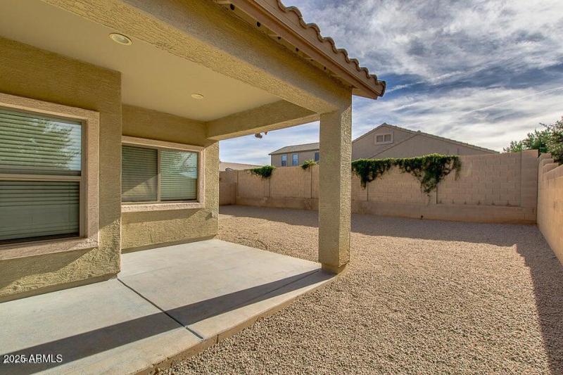 20161215221808446628000000-o