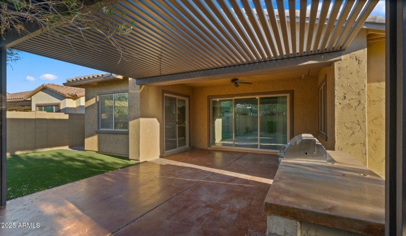 41-web-or-mls-Backyard6