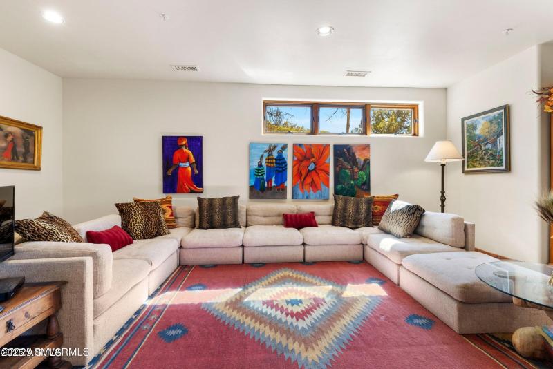 20250306175113372274000000-o