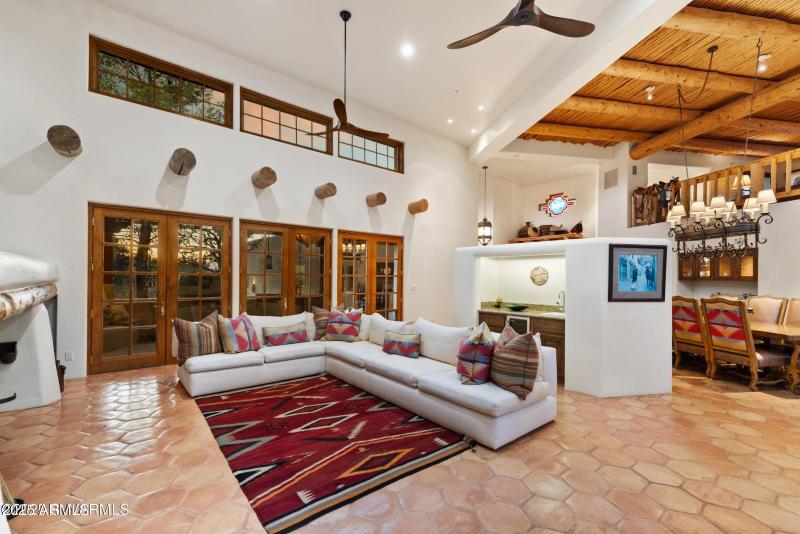 20250306175803932623000000-o