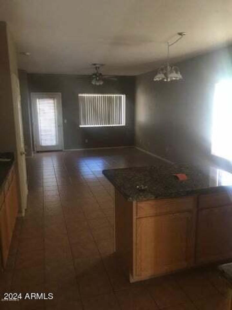 20180707191207899043000000-o