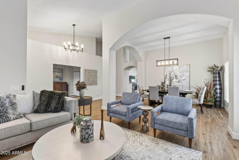 14_25031_S_Desert_Trail14_mls