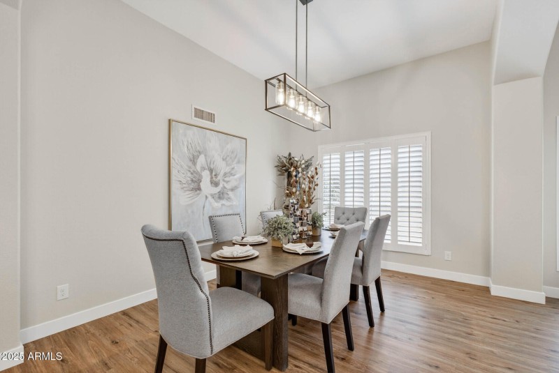 16_25031_S_Desert_Trail16_mls