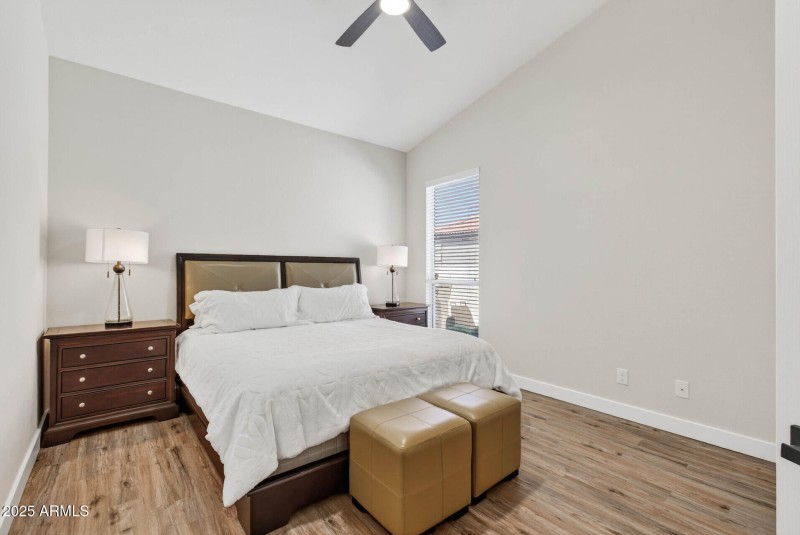 43_25031_S_Desert_Trail43_mls