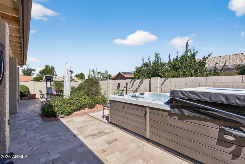 66_25031_S_Desert_Trail66_mls