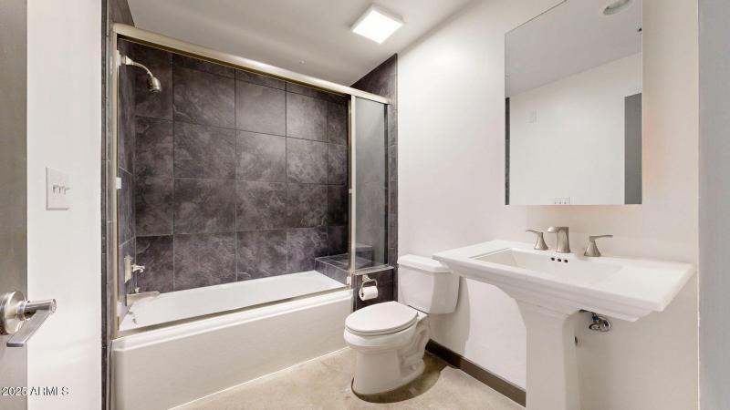 1326-N-Central-Ave-202-10072025_112835