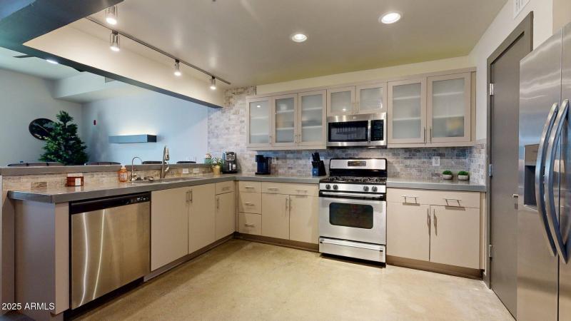 1326-N-Central-Ave-202-10072025_113311