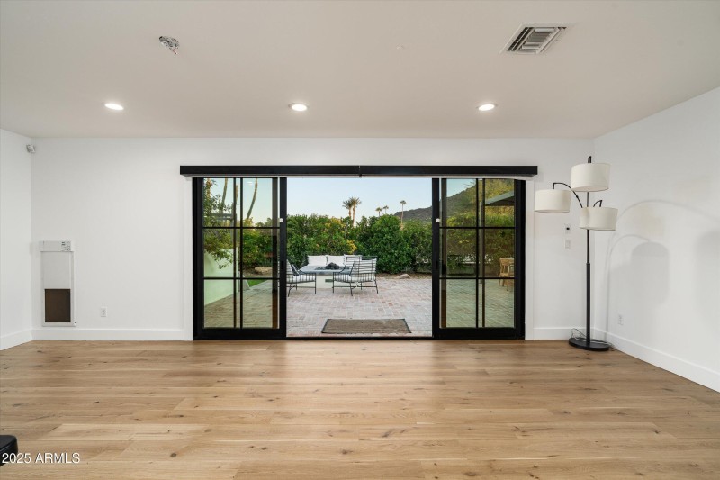 Second Primary/Bedroom 3