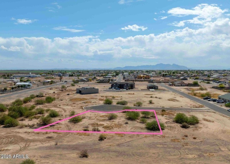 20250605140000565877000000-o