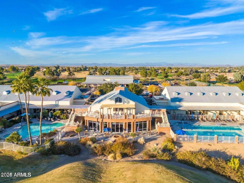 az traditions clubhouse pools