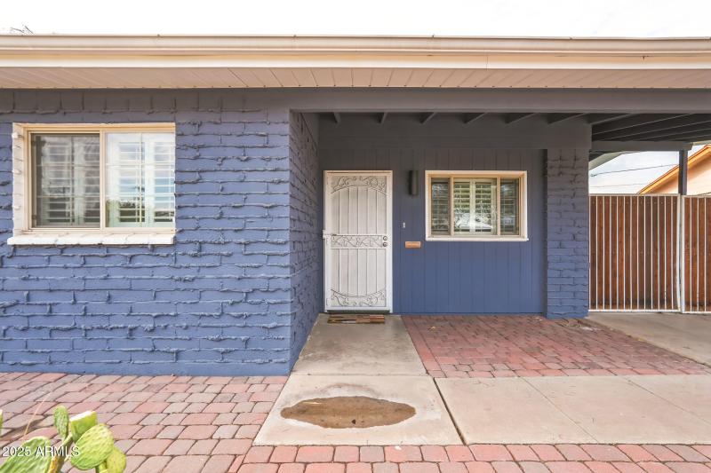 01_457_W_Mulberry_Dr_Phoenix_AZ_85013_US