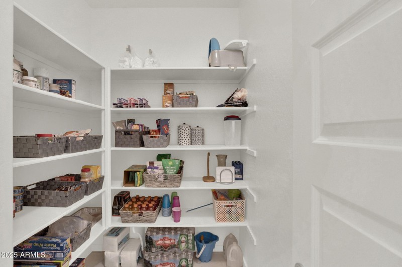 15-web-or-mls-2829 E Virginia St - 15