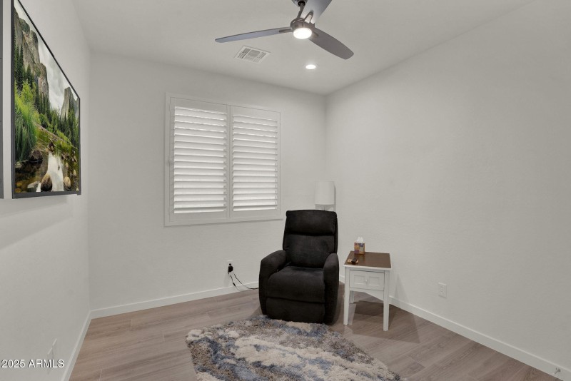 20-web-or-mls-2829 E Virginia St - 36