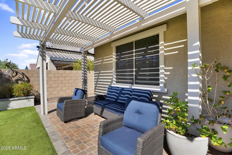 43-web-or-mls-2829 E Virginia St - 43