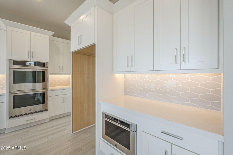 19-web-or-mls-Blakely-19