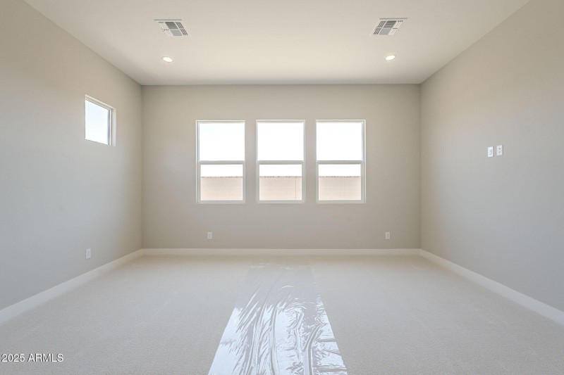 28-web-or-mls-Blakely-28