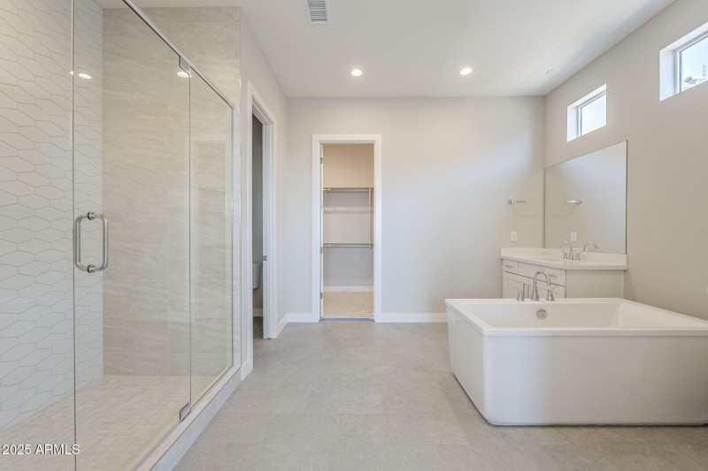 29-web-or-mls-Blakely-29