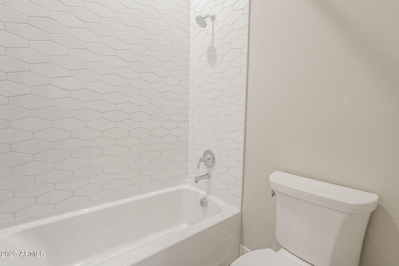 51-web-or-mls-Blakely-51