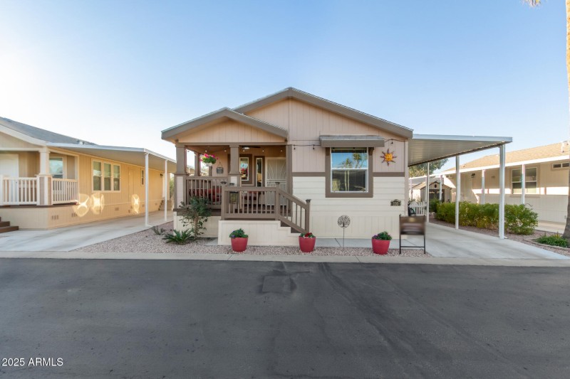 01 - University 9333 #110