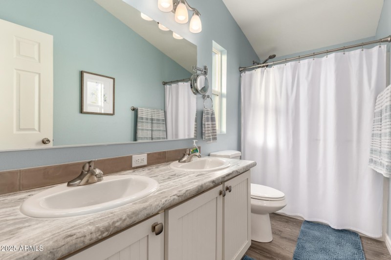 21 - University 9333 #110