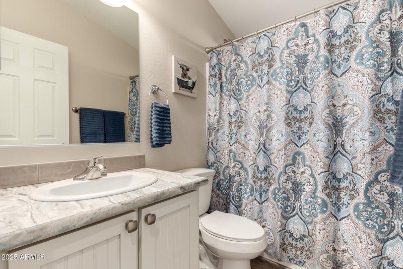 24 - University 9333 #110