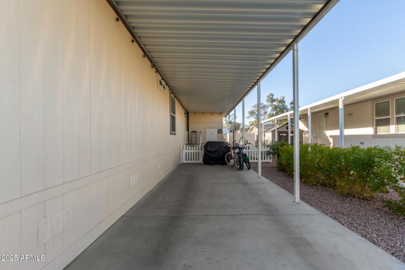 27 - University 9333 #110