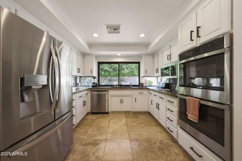 Back windows facing yard