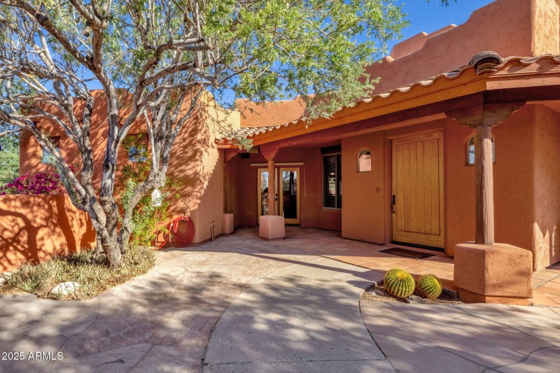 12-web-or-mls-8514-s-dysart-rd