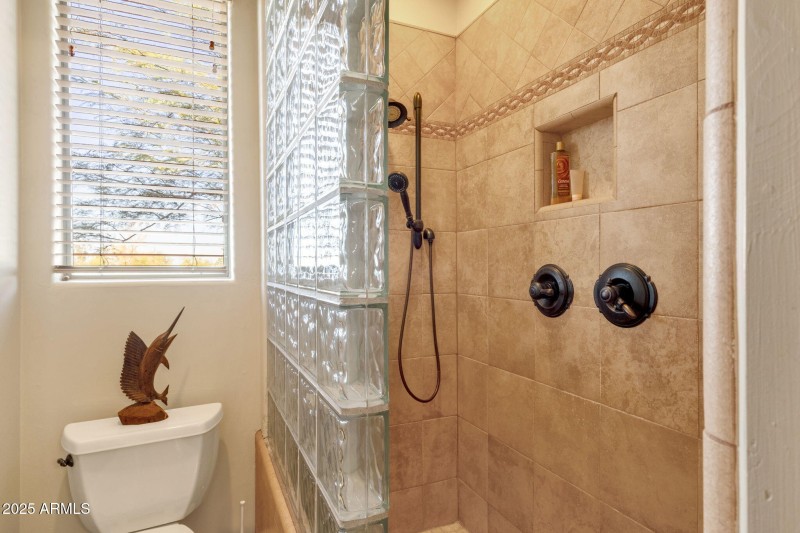 30-web-or-mls-8514-s-dysart-rd