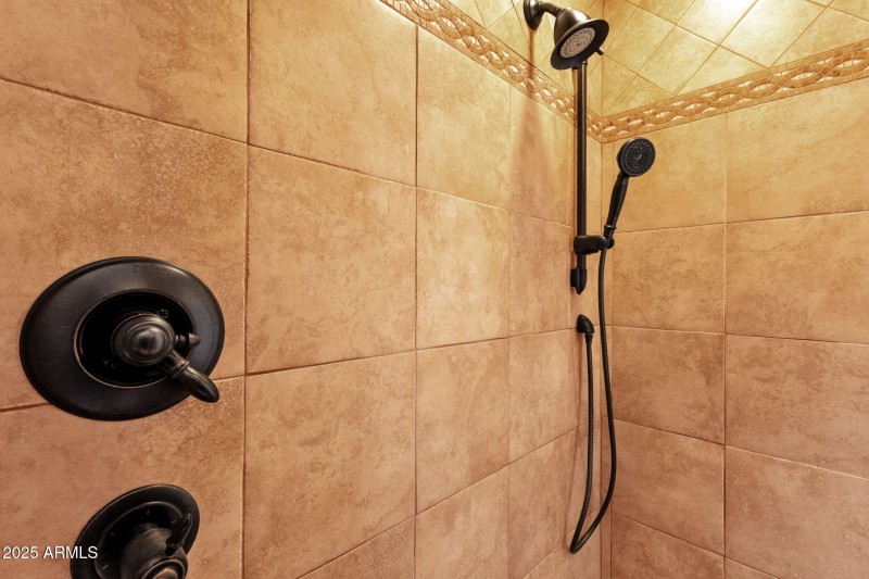 40-web-or-mls-8514-s-dysart-rd