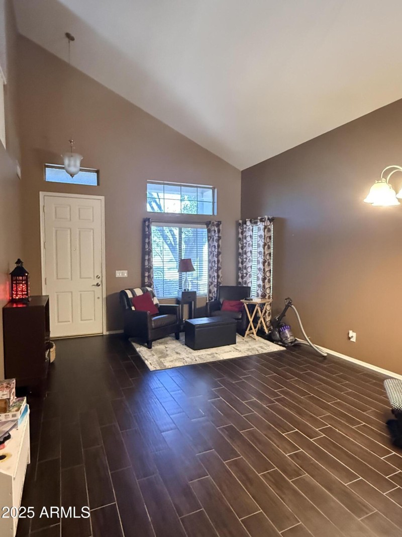 DB9854ED-2593-4006-8709-85280EF2D6C5