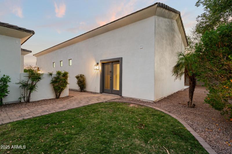 Guest Quarters/RV Garage