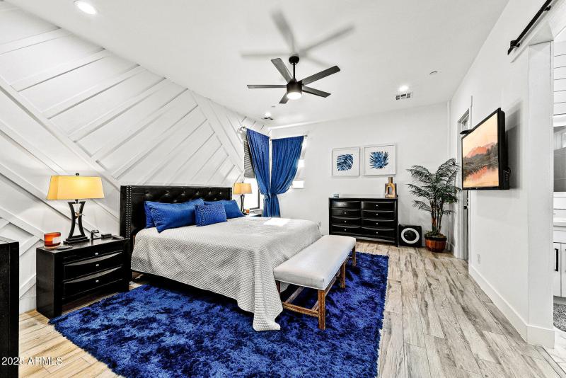 030_north_83rd-29_692