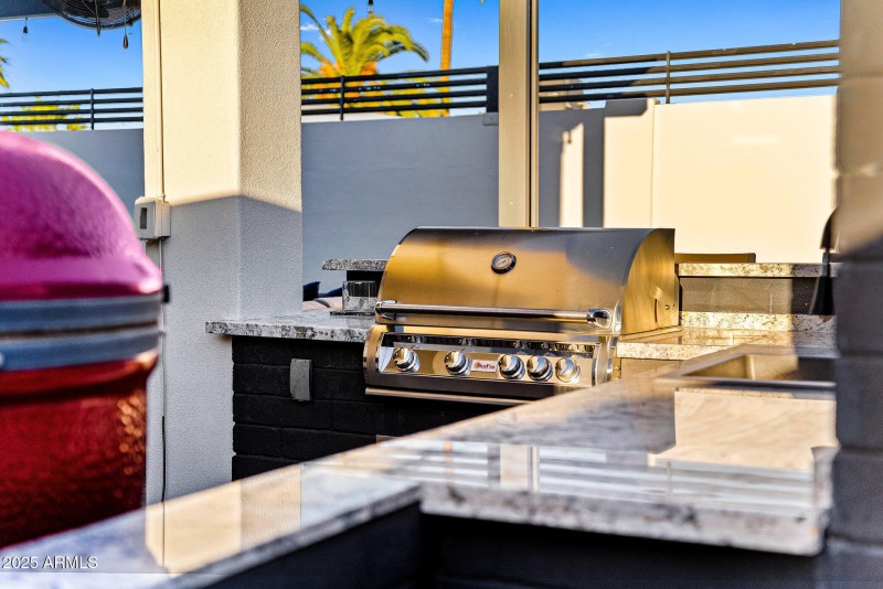 045_north_83rd-41_205