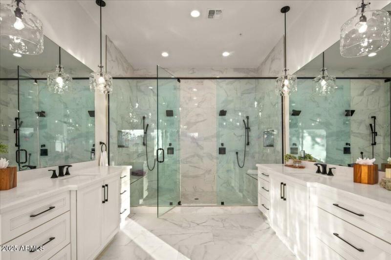 37-Primary Bath ~ Showers & Vanities